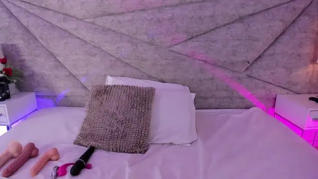 RousSweet- online show from April 2026 12:02:02 AM