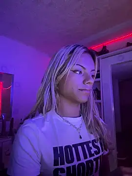 andyy x online show from May 2026 04:01:02 PM