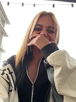 andyy x online show from February 2026 09:25:01 PM