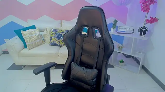 mayli marie online show from March 2026 10:56:01 PM