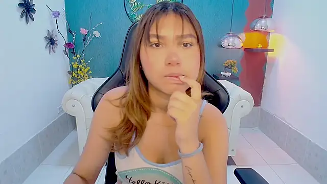 mayli marie online show from April 2026 12:34:01 PM