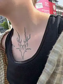 IceMur online show from April 2026 02:18:02 AM