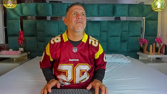 ViceSweet online show from April 2026 03:57:02 AM