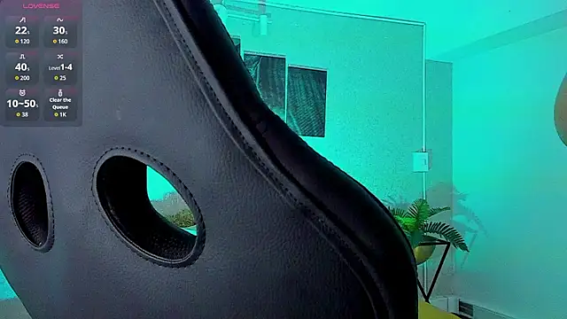 Snapshot of Nils_saintt chatting on February 2026 04:23:01 AM Nils saintt online show from February 2026 04:23:01 AM