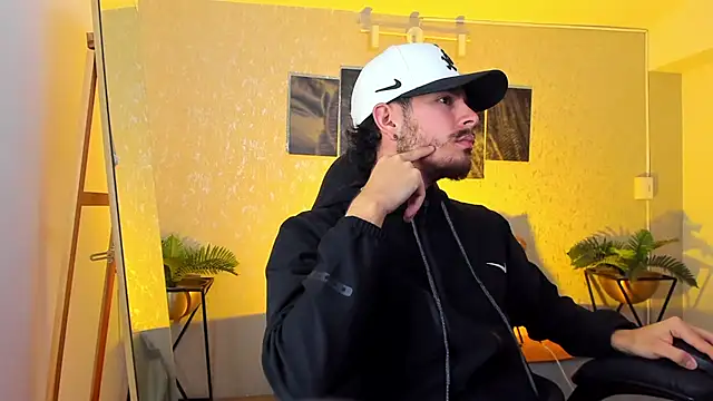 Snapshot of Nils_saintt chatting on February 2026 05:15:01 AM Nils saintt online show from February 2026 05:15:01 AM