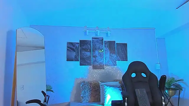 Snapshot of Nils_saintt chatting on February 2026 03:44:01 PM Nils saintt online show from February 2026 03:44:01 PM