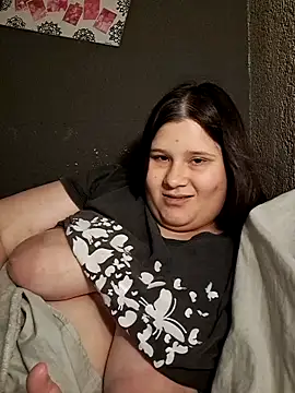 TUWACHA7777 online show from March 2026 03:12:01 AM