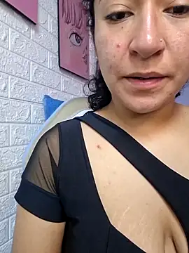 Dany Moon  online show from February 2026 03:25:01 AM