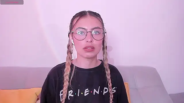 Fernanda aaaa online show from March 2026 02:02:01 PM