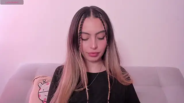 Fernanda aaaa online show from July 2026 05:17:01 PM