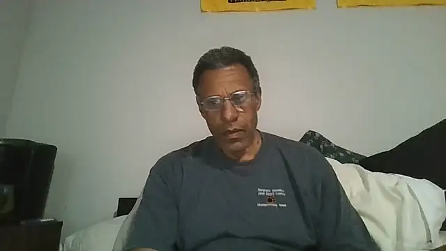 swimmer2496 online show from May 2026 02:30:01 AM