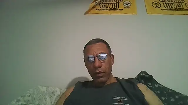 swimmer2496 online show from February 2026 07:27:02 AM