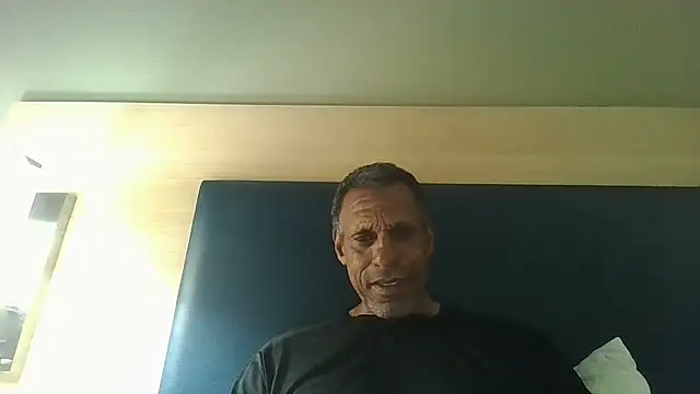 swimmer2496 online show from June 2026 09:26:02 AM