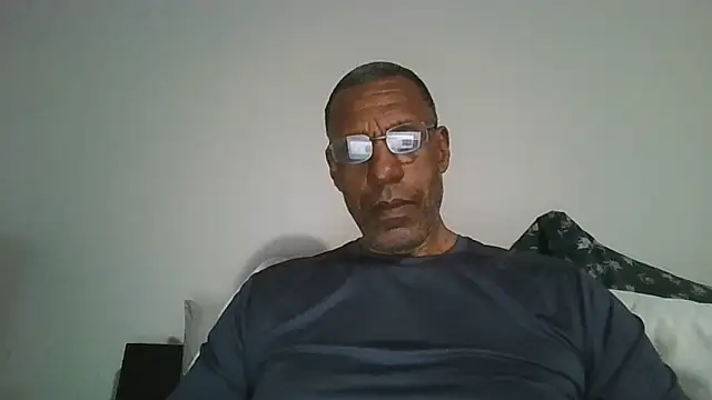 swimmer2496 online show from May 2026 01:58:02 AM