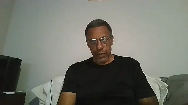 swimmer2496 online show from June 2026 02:18:02 AM