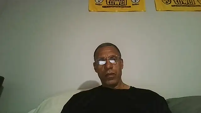 swimmer2496 online show from June 2026 03:18:01 AM