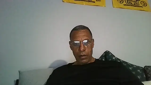 swimmer2496 online show from May 2026 01:44:02 AM