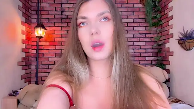 Snapshot of Eva_StarXXXX chatting on June 2026 08:28:01 PM Eva StarXXXX online show from June 2026 08:28:01 PM