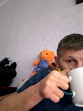 andrei73200 online show from February 2026 11:32:01 AM