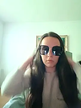 girlshy1 online show from January 2026 01:47:02 PM