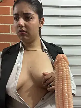 A-uroora online show from March 2026 03:08:02 AM