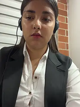 A-uroora online show from February 2026 07:19:02 AM