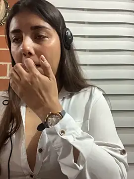 A-uroora online show from February 2026 08:15:01 AM