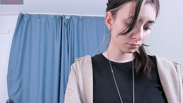 JackiYoss online show from February 2026 12:24:02 PM