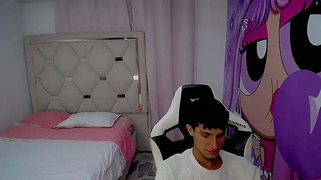 Akyra latinn online show from February 2026 01:28:01 PM