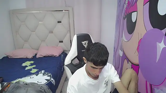 Akyra latinn online show from January 2026 03:05:02 PM