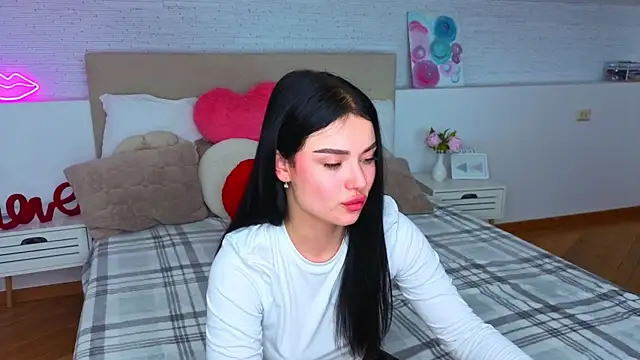 Silena sky online show from April 2026 06:10:01 PM