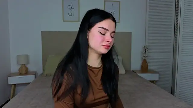 Silena sky online show from February 2026 02:13:02 PM