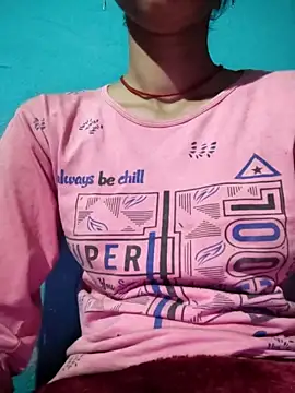 Snapshot of Juli_cut chatting on February 2026 03:12:02 PM Juli cut online show from February 2026 03:12:02 PM