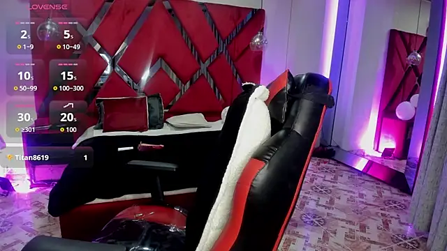 Lucia 24x online show from February 2026 11:23:01 AM