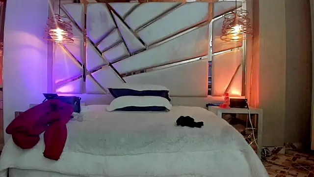 francis 20 online show from March 2026 11:36:02 AM