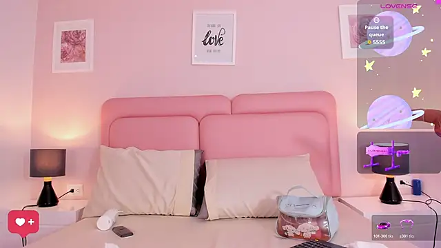 Snapshot of sexy_curlylady chatting on February 2026 12:54:02 AM sexy curlylady online show from February 2026 12:54:02 AM