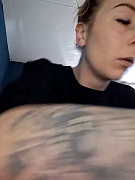 dewimp1 online show from March 2026 11:39:02 AM