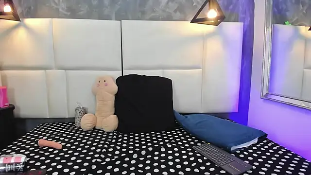 Martina armos online show from March 2026 01:42:01 PM