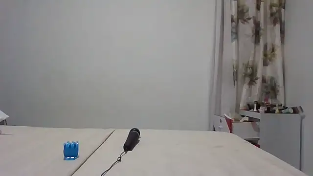 JadaMillss online show from April 2026 08:04:02 AM