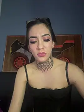 Snapshot of MamiSoft420 chatting on April 2026 09:16:01 AM MamiSoft420 online show from April 2026 09:16:01 AM