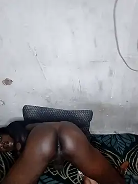 Chocolate Queenxx03 online show from February 2026 10:37:02 AM