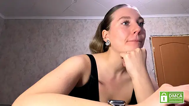 Jolievic online show from April 2026 10:21:02 AM