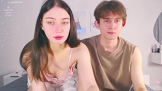 kiorrra online show from April 2026 07:37:01 PM