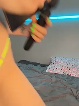 VelvetVibes26 online show from April 2026 09:37:01 AM