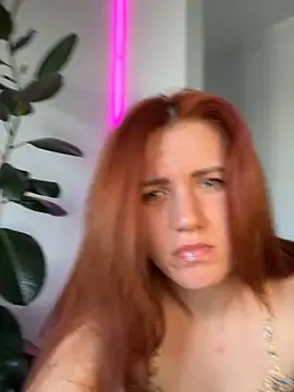 VelvetVibes26 online show from May 2026 12:09:01 PM