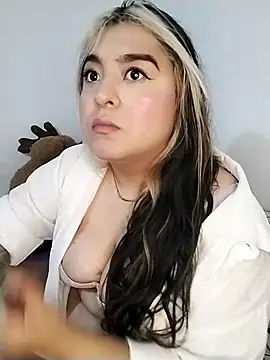 NaraHills  online show from February 2026 11:35:01 PM