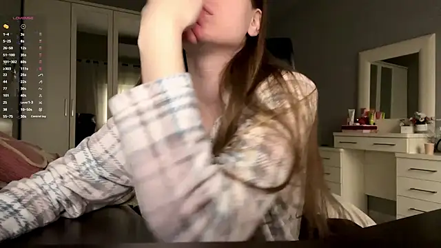 Snapshot of Iuckystar19 chatting on February 2026 02:39:02 PM Iuckystar19 online show from February 2026 02:39:02 PM