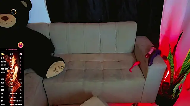 zaff kinny online show from February 2026 01:13:01 AM