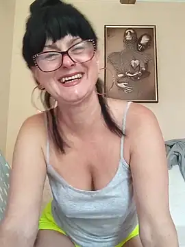 AliceSwan57 online show from June 2026 06:57:01 AM