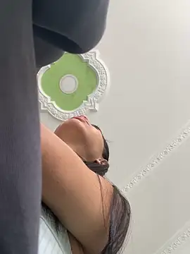 JuliaaVega online show from March 2026 12:52:02 PM